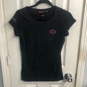 Harley Davidson Breast Cancer Awareness 
T-shirt Women’s Medium